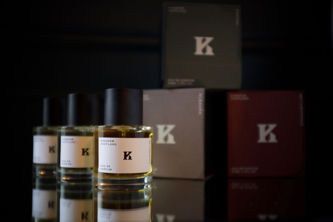 THE SCENT OF A MAN DISCOVERY BOX: Paul Smith Essential - The
